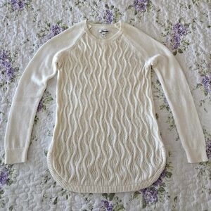 Sonoma Women's Cream Cable Knit Sweater